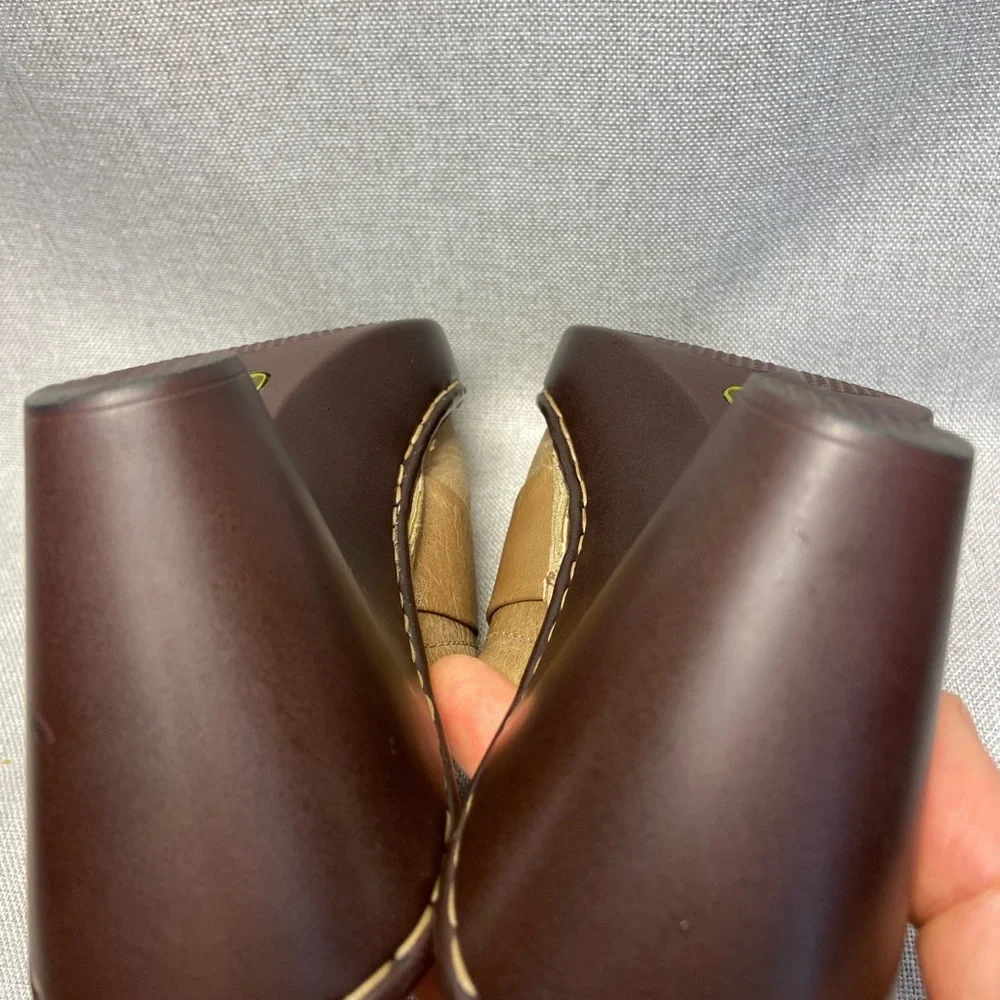 Lessen Womens Leather Comfort Shoes Size 8,5